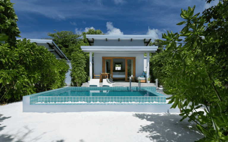 2. sunset beach villa with pool (4) compressed