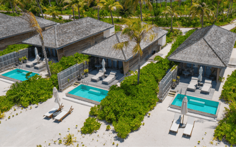 beach pool villa (2) compressed