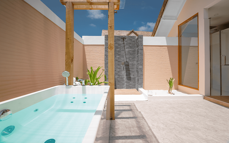 beach villa bathroom (2) compressed