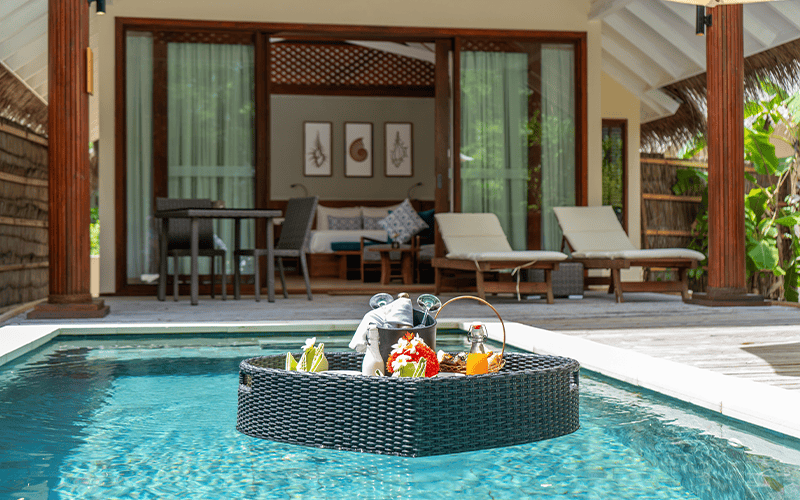 beach villa with pool (3) compressed