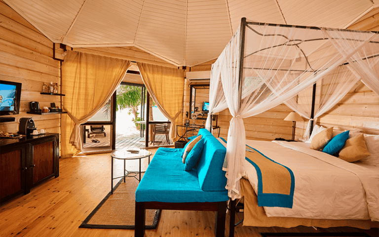 kuredusangu jacuzzi beach villa interior 1 compressed