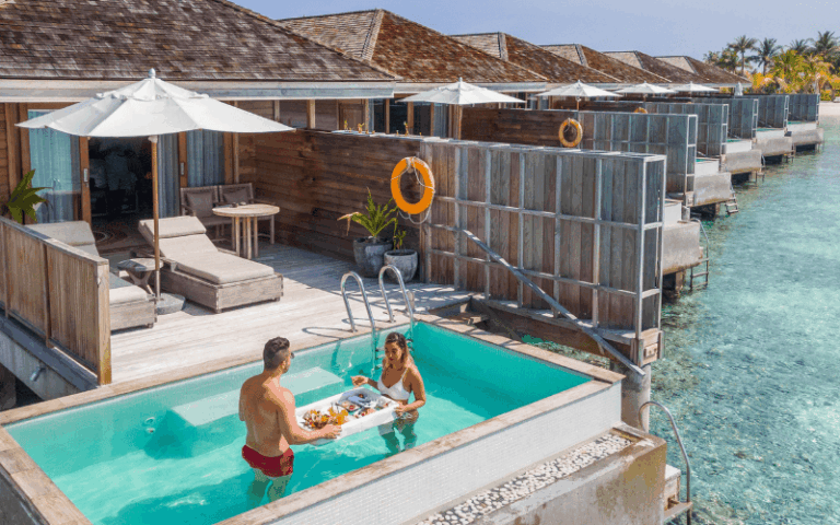 lagoon pool villa (2) compressed