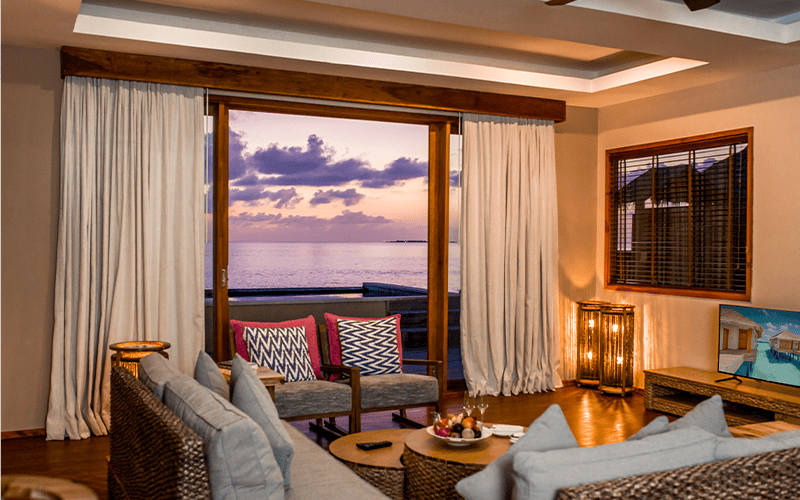 water suite with pool (4) compressed