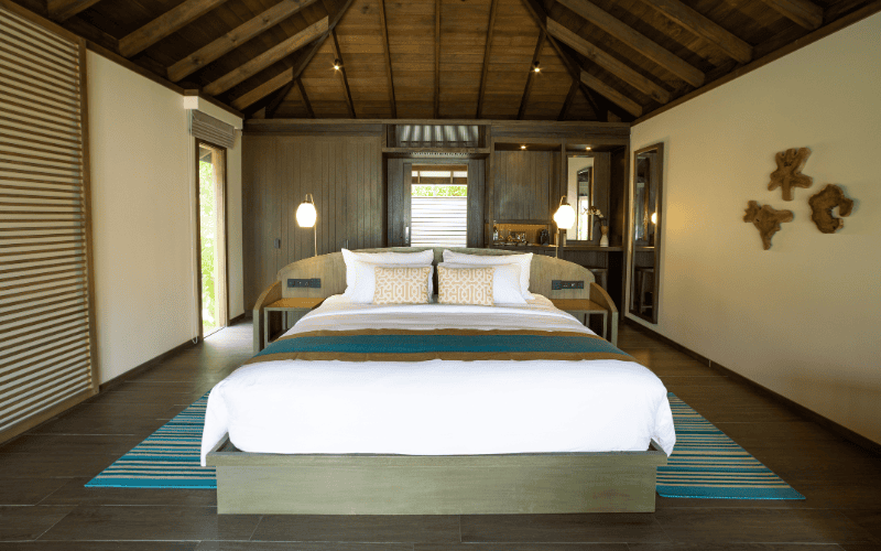 beach pool villa (2) compressed