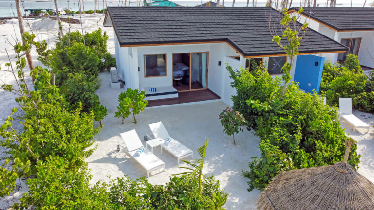 d8b687 2f7d7ec9b0e843e98f3fedfb7b6d3f04~mv2