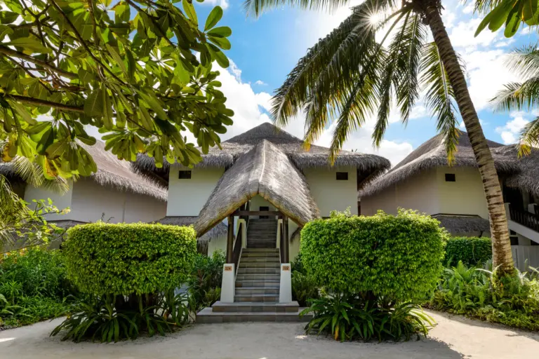 mlesi deluxe guestroom 6111 hor clsc