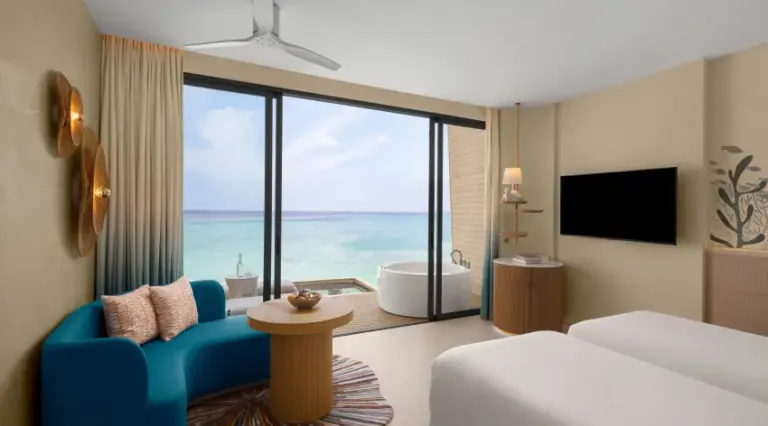 08 cmlm overwater villa with jacuzzi 06.jpg