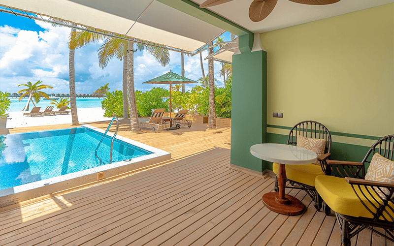 beach room with pool (6) v2