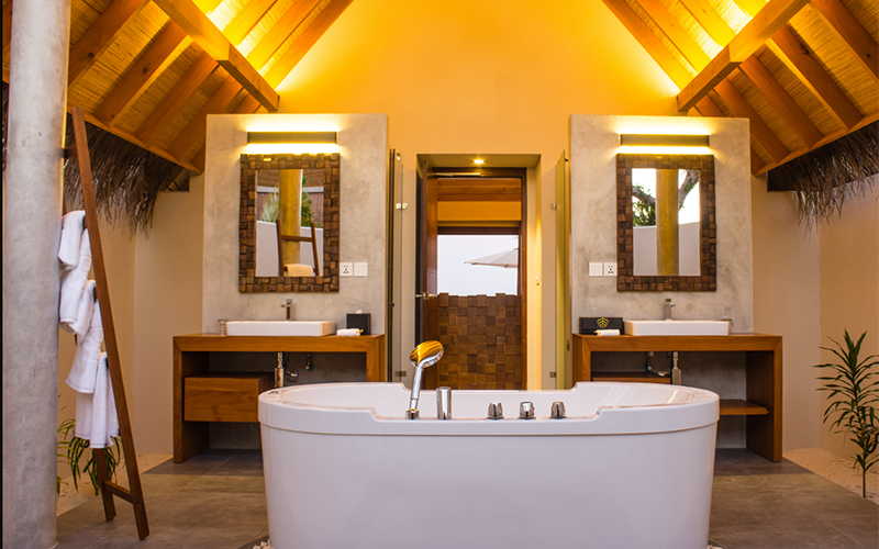 beach villa bathroom