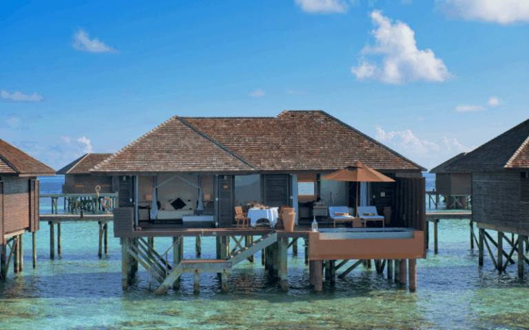 deluxe water villa (13) compressed