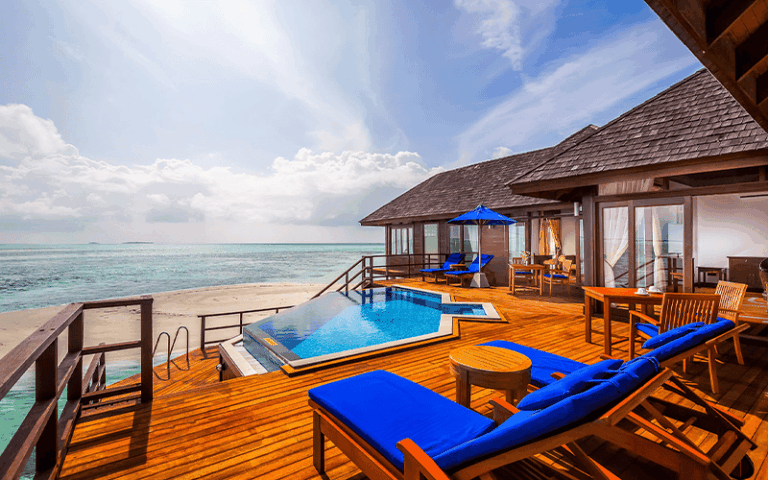 sso presidential water suite pool view v2