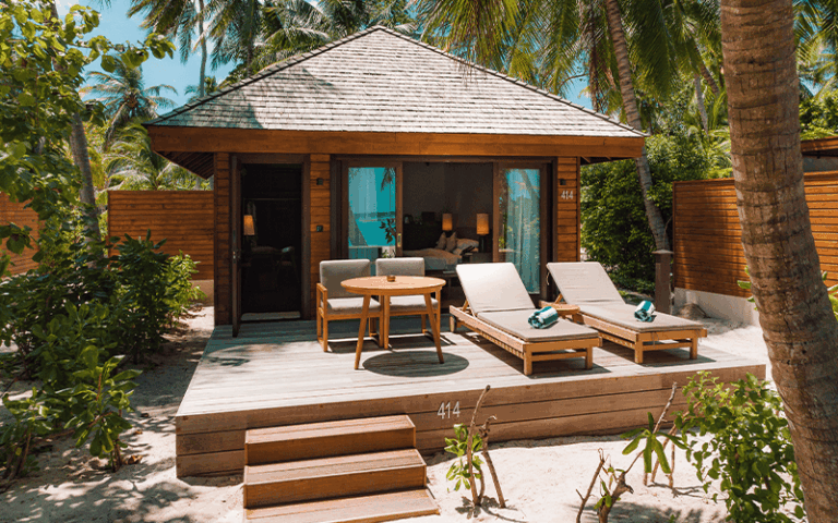 veligandu beachvillaexterior1 v2