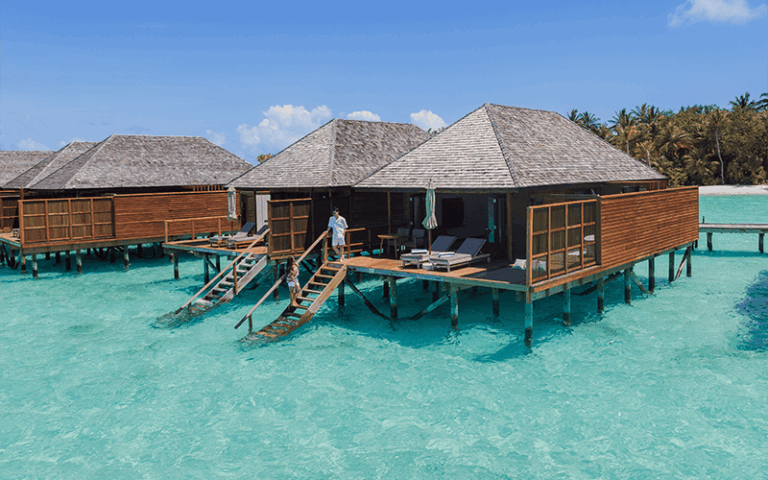 veligandu sunsetoceanvillaariel2 v2