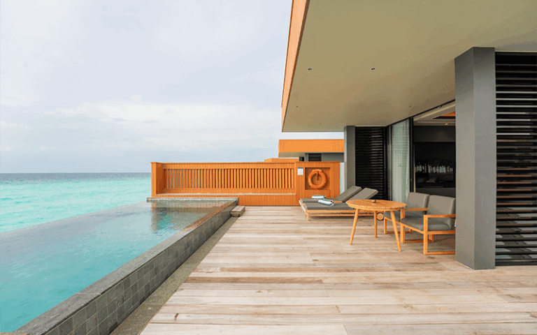 veligandu twobedroomsunsetoceanpoolvillaexterior v2