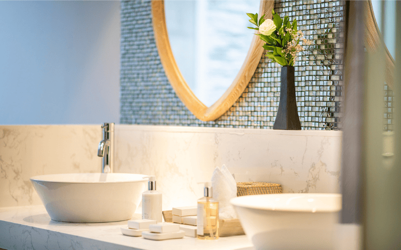 beach suite w jacuzzi (3) compressed