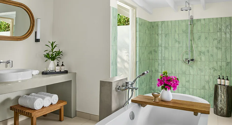 nh collection maldives reethi resort room two bedroom reethi suite master bathroom 944x510