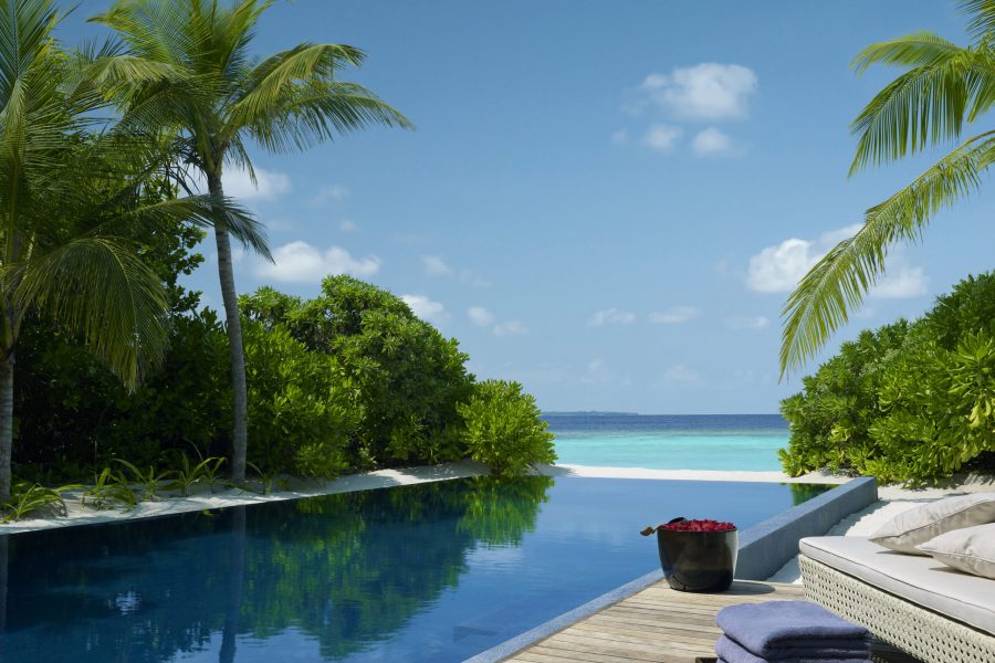 beach residence 4