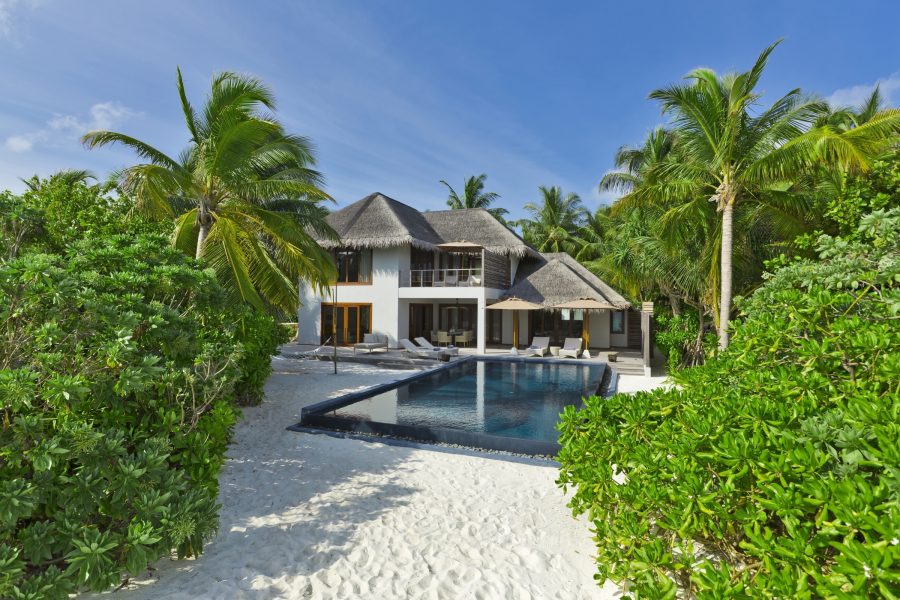 beach residence 8