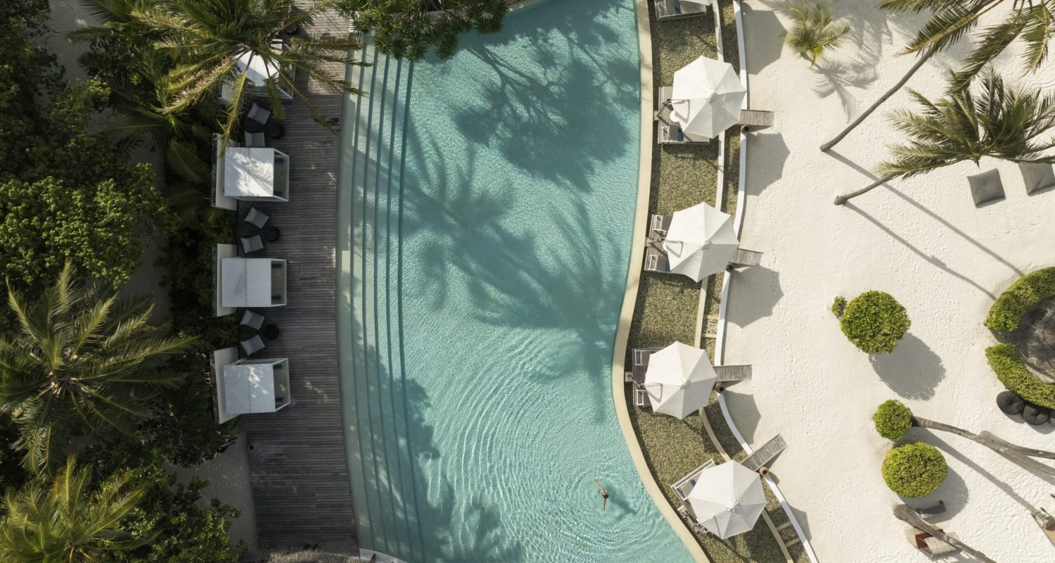 Constance Halaveli Maldives constance halaveli pool 09 v2