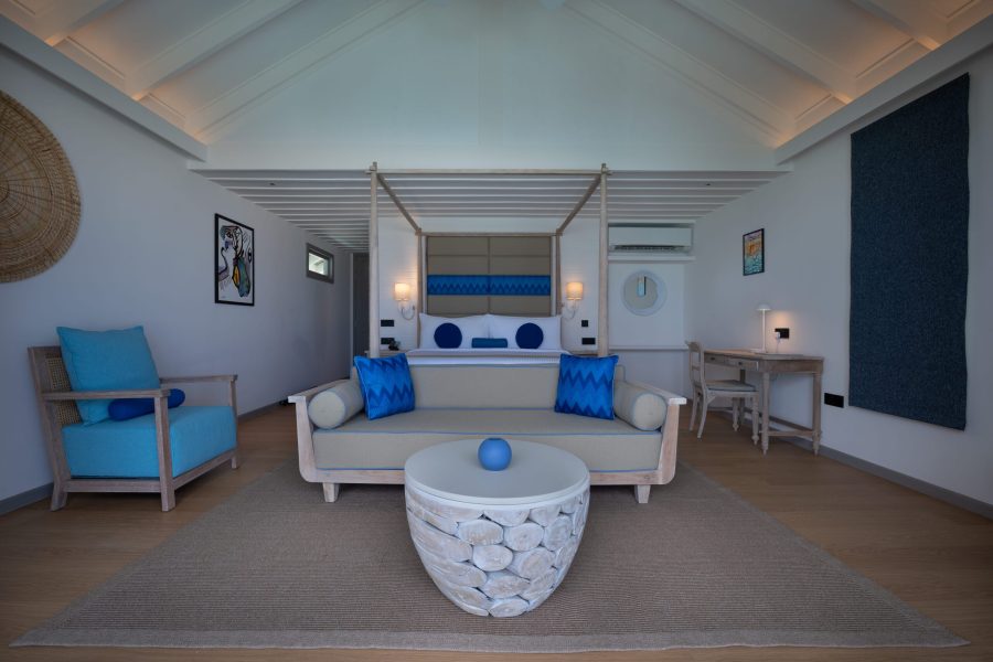 lagoon pool villa bedroom v2