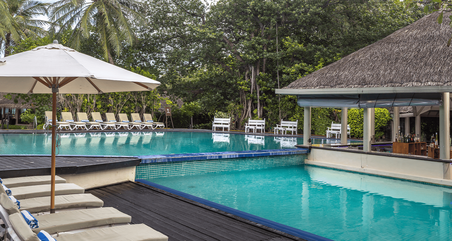 Adaaran Select Hudhuranfushi Maldives pool 2 compressed