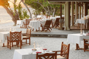 royal island raabondhi restaurant seating 4k compressed