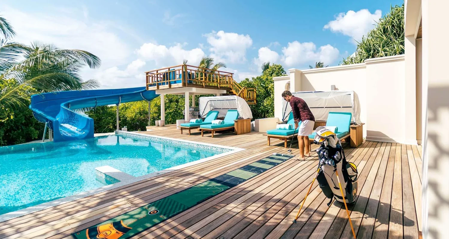 sultan beach residence pool deck 4