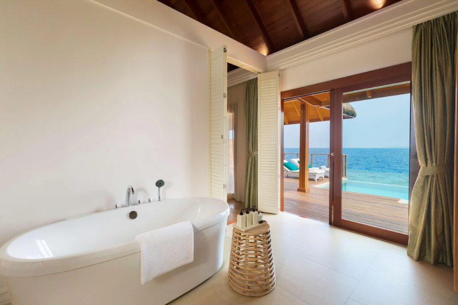 waterfront pool villa 10